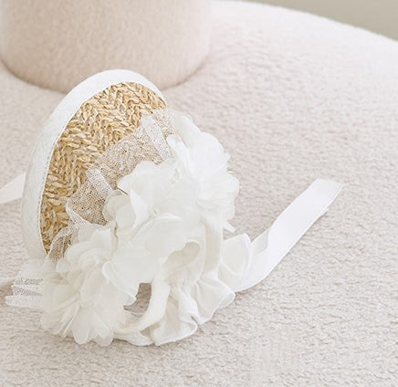 HKM-2688573 Adjustable French Straw Sun Hat for Pets with Elegant Lace and Flower Designs