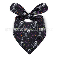 HKM-2695357 Halloween Triangle Dog Saliva Towel - Double Layer Polyester with Bat, Skull, and Pumpkin Designs