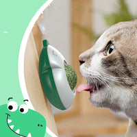 HKM-2755005 Catnip Spinning Ball Toy for Dental Care and Teeth Cleaning - 61mm x 65mm
