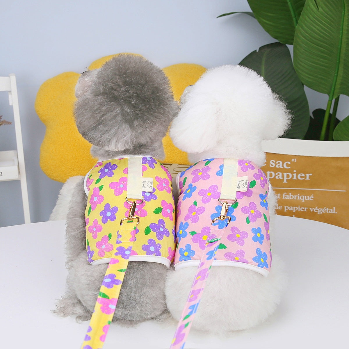 HKM-2781117 Chest and Back Traction Vest for Dogs with Lead Rope - Cotton and Floral Design in Light Blue, Light Yellow, and Pink