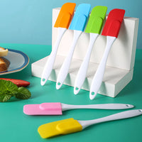 HKM-2801981 Silicone Cake Split Scraper with White Handle - Modern and Simple Design