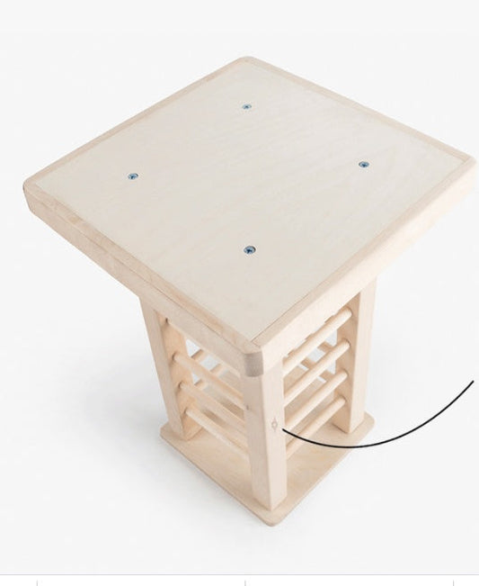 HKM-2843581 Multifunctional Wooden Square Grass Frame for Rabbits - Size 36.5x24.5x16.5cm