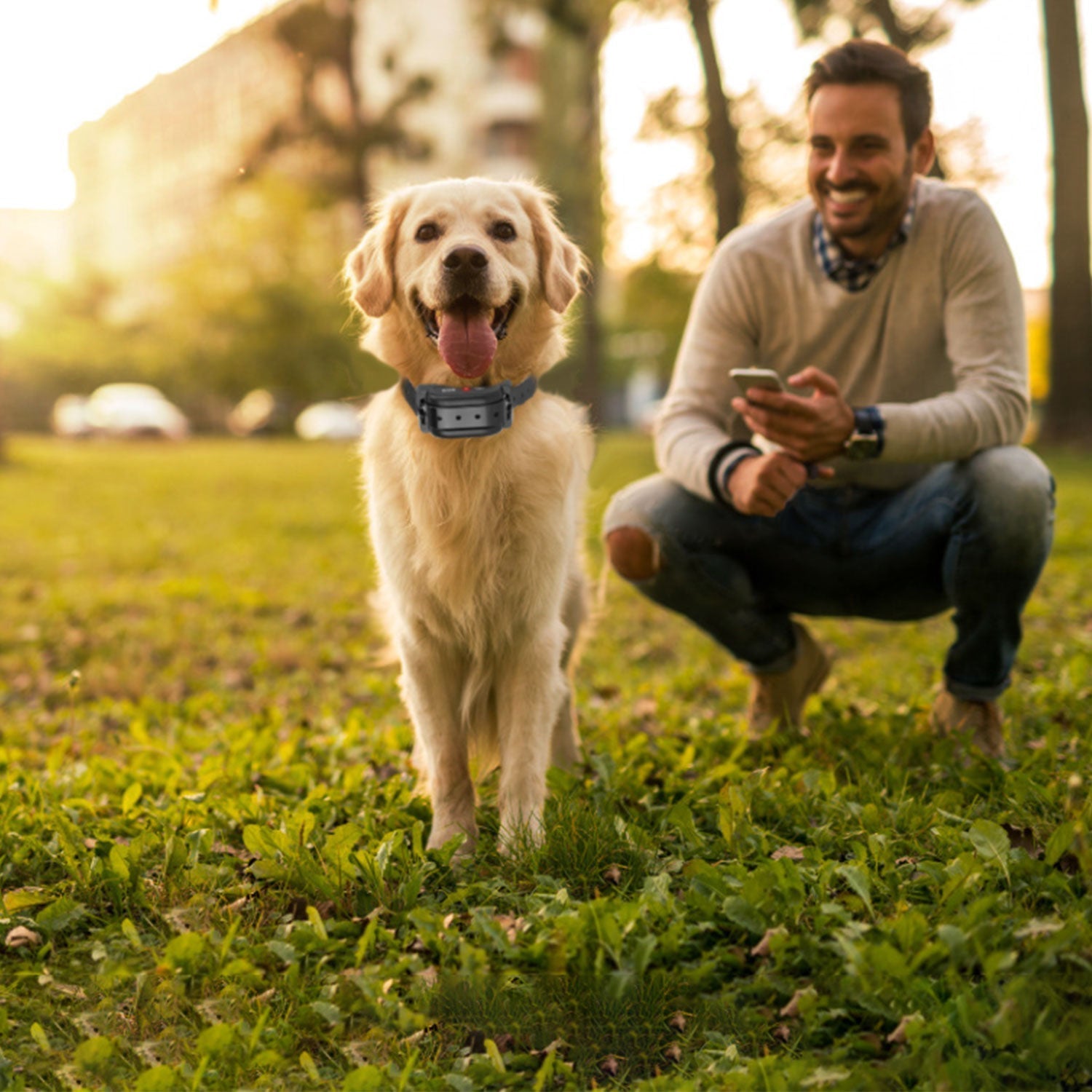 HKM-2851517 Electric Wireless Dog Fence System with GPS Location Monitor and Rechargeable Collar for Small to Large Dogs