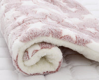 HKM-2928957 Padded Flannel Dog Mat for Comfort and Warmth in Various Cute Patterns