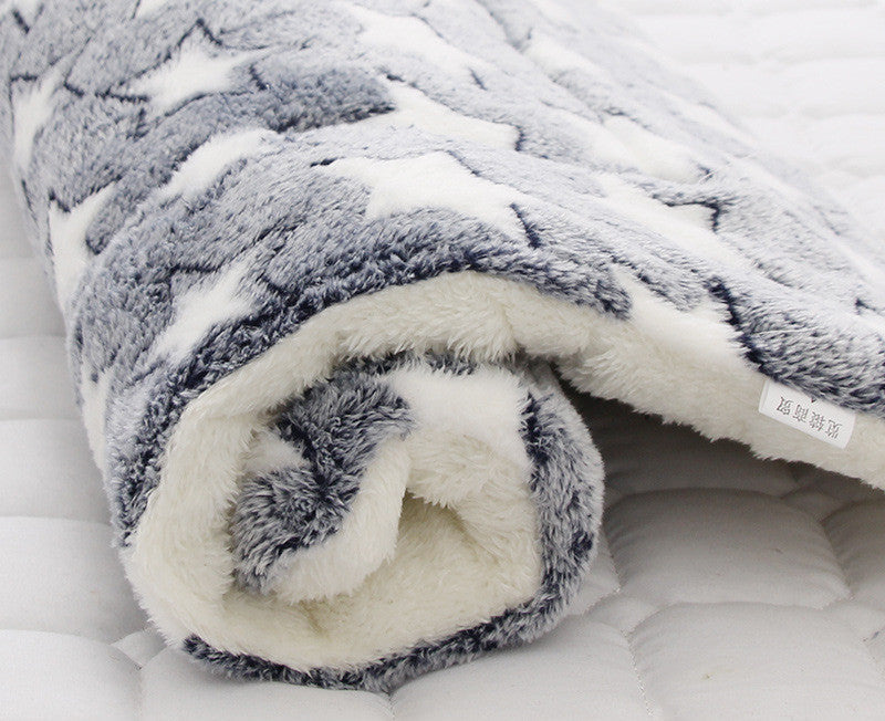 HKM-2928957 Padded Flannel Dog Mat for Comfort and Warmth in Various Cute Patterns