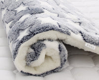 HKM-2928957 Padded Flannel Dog Mat for Comfort and Warmth in Various Cute Patterns