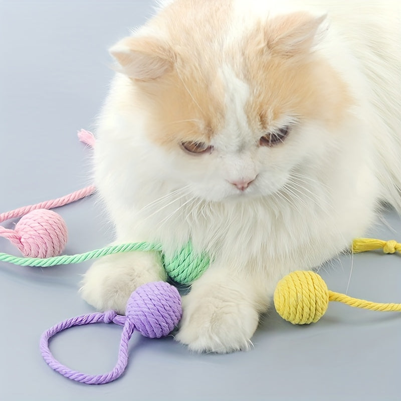 HKM-2930365 Interactive Cat Toy Ball with Rope and Bell for Kittens