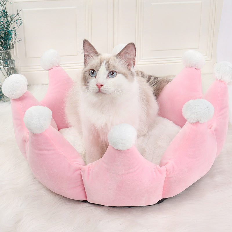 HKM-2942653 Cozy Autumn and Winter Crown Sleeping Nest - Super Soft Fluff Seat Cushion in Pink, Gray, and Khaki