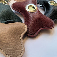 HKM-3000637 Portable PU Leather Pet Waste Bag Holder - Stylish Design with Trash Bags Included