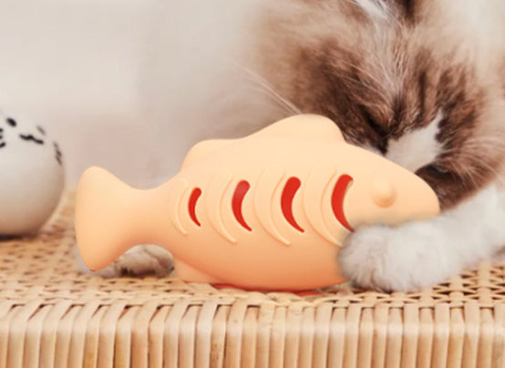 HKM-3020477 Silicone Animal Cat Toy in Blue, Green, and Beige