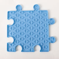 HKM-3040701 Colorful Pet Silica Gel Lick Mat with Suction Cups for Mess-Free Treat Time