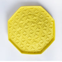 HKM-3040701 Colorful Pet Silica Gel Lick Mat with Suction Cups for Mess-Free Treat Time