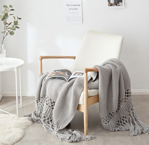 HKM-309843 Handmade Hollow Knitted Blanket with Tassels, 120x180cm, Polyacrylonitrile Material
