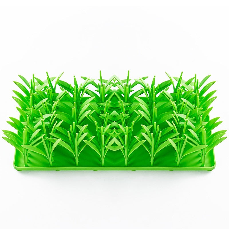 HKM-3109053 Silicone Non-Slip Pet Feeding Mat with Creative Grass Design for Dogs and Cats