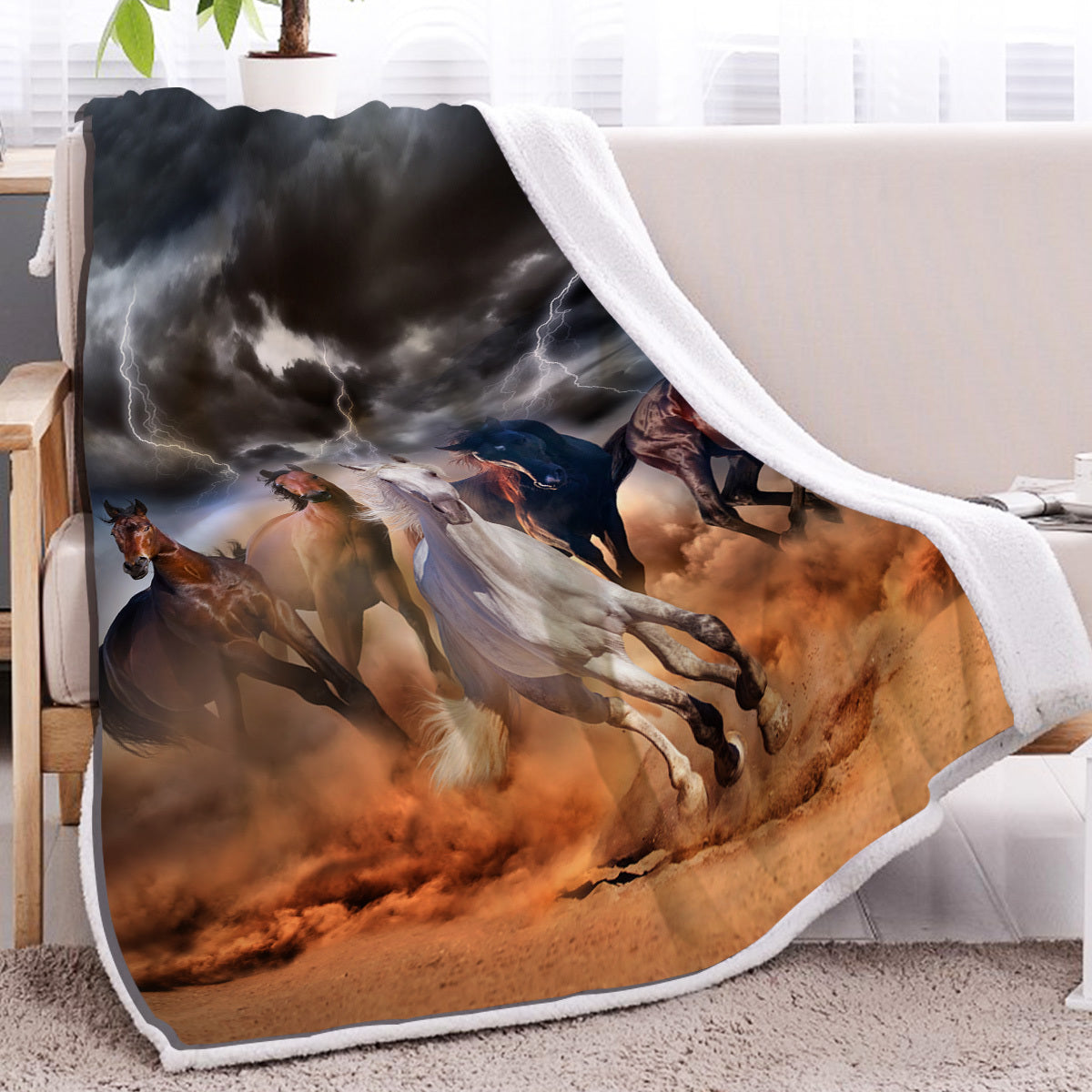 HKM-316115 Sherpa Fleece Horse-Themed Blanket for Couch, Camping, and Office Use