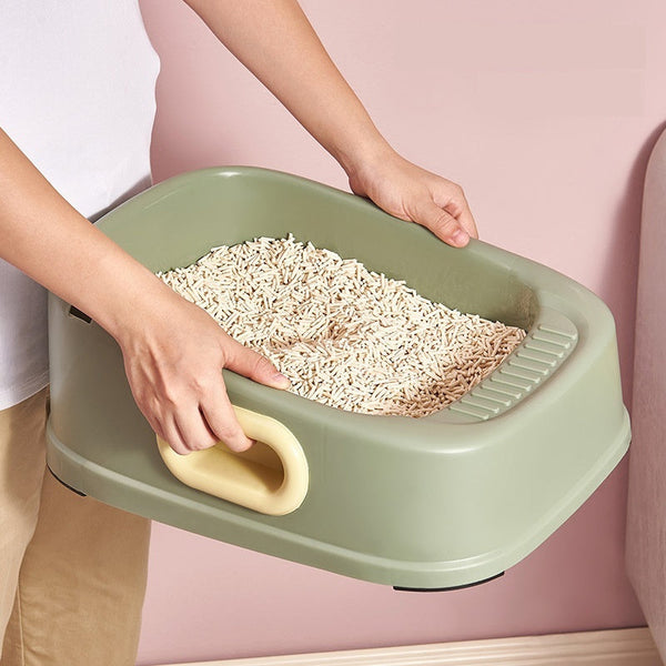 HKM-3171773 Cat Semi-Closed Toilet with Binaural Handle and Splash-Proof Sand Basin, Small Size, Durable PVC Material