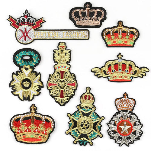 HKM-317587 Customizable Cartoon Crown Cloth Sticker Badge for Clothing Accessories - Polyester Twill with Hot Melt Adhesive, 5.1x10.8cm