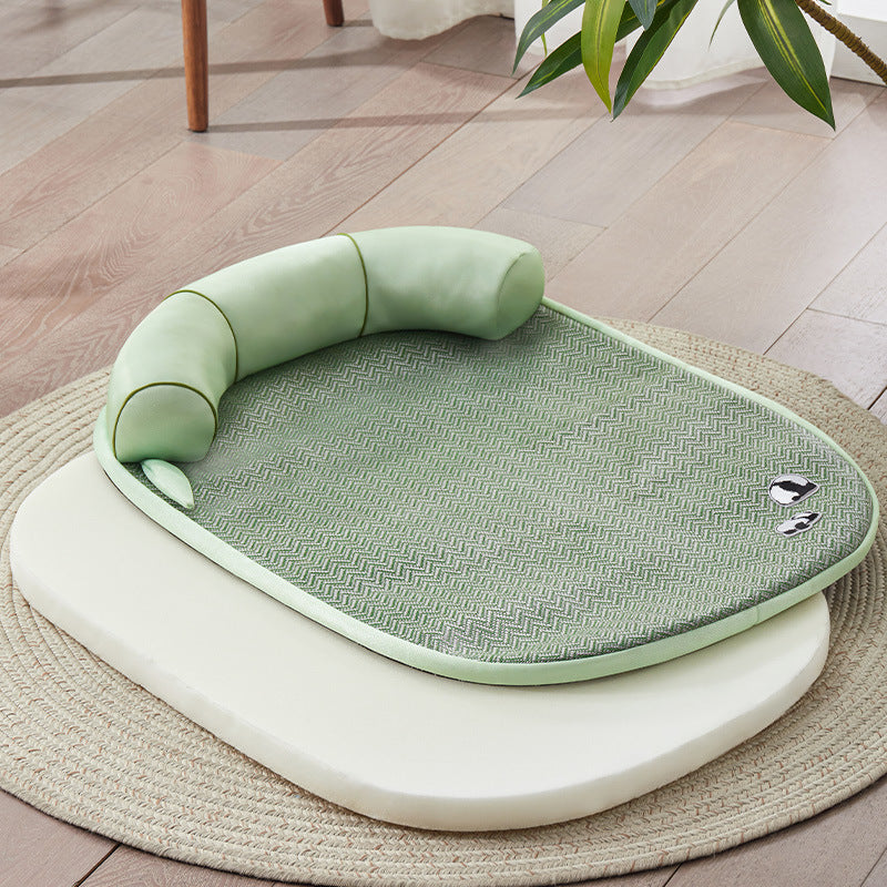 HKM-3204797 Cool Feeling Pet Bed - Four Seasons Universal Cat and Dog Nest in Green Bamboo Panda Design