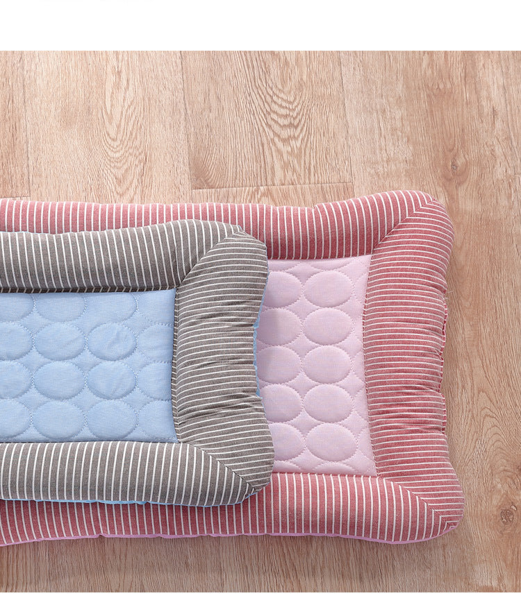 HKM-3235389 Ice Silk Pet House - Available in 3 Sizes: 45x35cm, 55x45cm, 76x58cm, Soft Cloth Material for Comfort