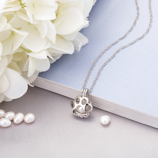 HKM-3236157 Animal Night Light Necklace with Drop Light Design, 45 cm Chain Length, Compact Size 2.1 x 1.6 cm