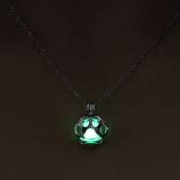 HKM-3236157 Animal Night Light Necklace with Drop Light Design, 45 cm Chain Length, Compact Size 2.1 x 1.6 cm