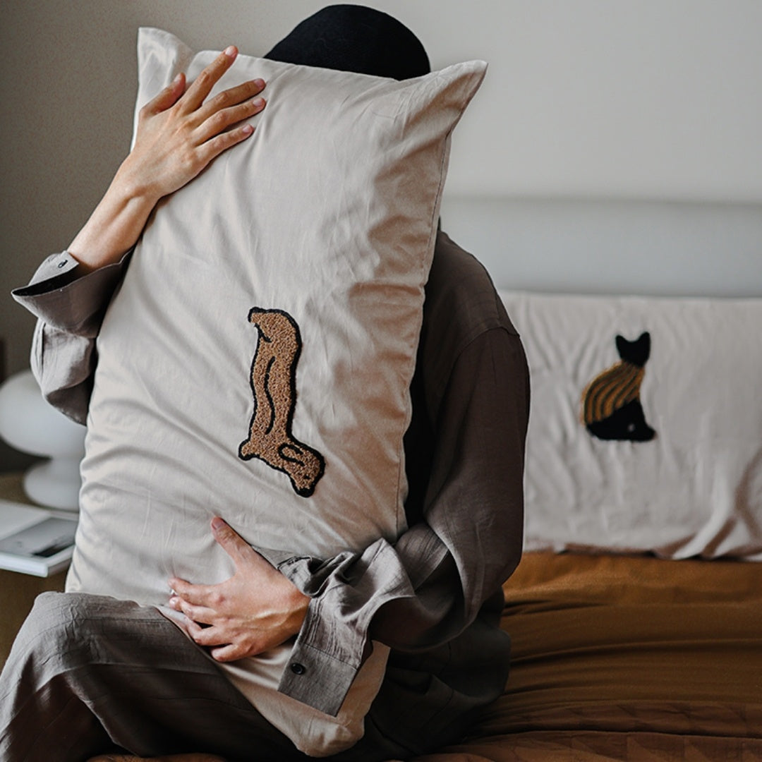 HKM-325139 Milk Coffee Plush Cotton Pillowcase with Three-Dimensional Embroidery - Available in Single and Double Sizes