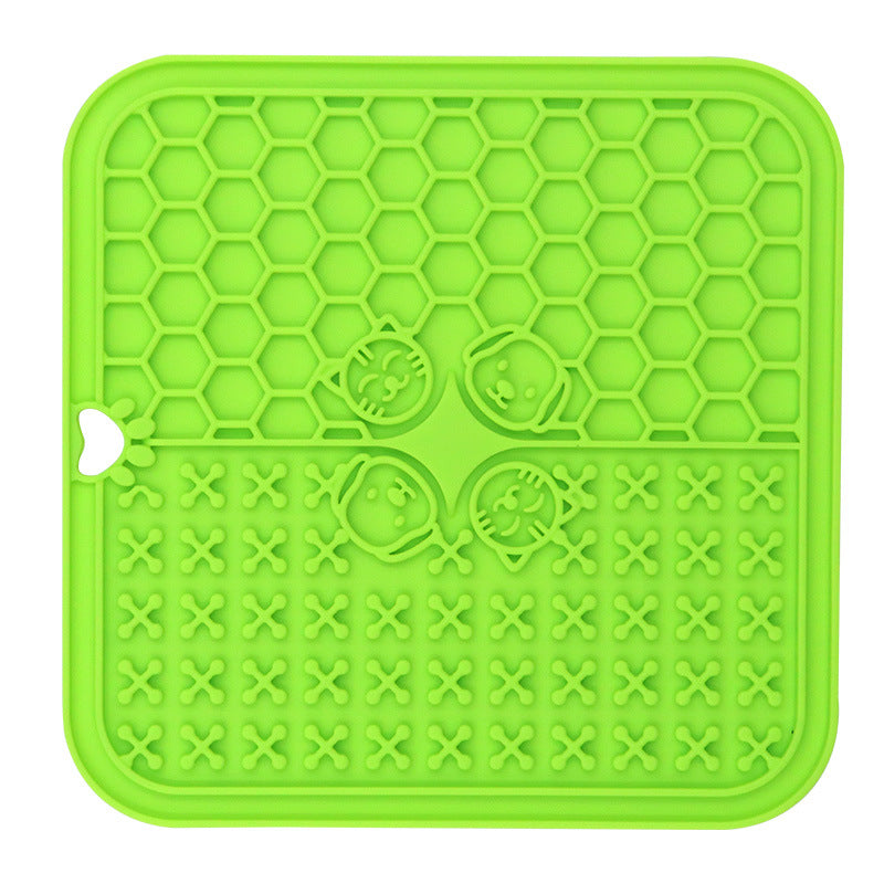 HKM-3256637 Silicone Pet Licking Pad with Suction Cup for Feeding and Slow Eating