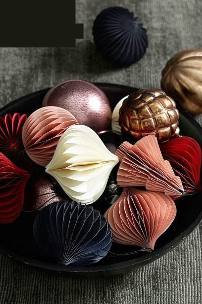 HKM-326611 Decorative Paper Ball Ornaments for Indoor Christmas Tree - Assorted Colors and Sizes