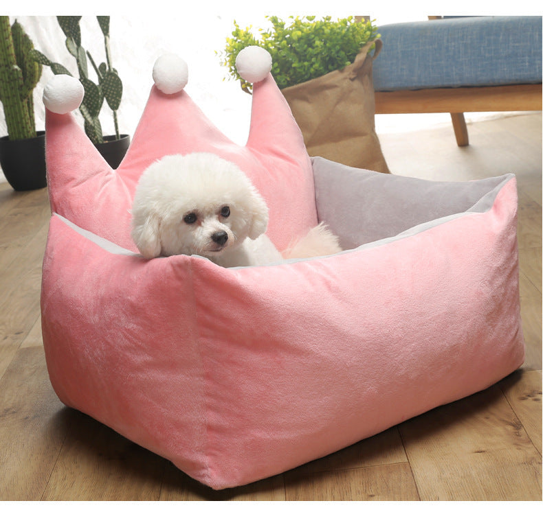 HKM-3303101 Crown-Shaped Removable & Washable Pet Bed for Small to Medium Dogs and Cats