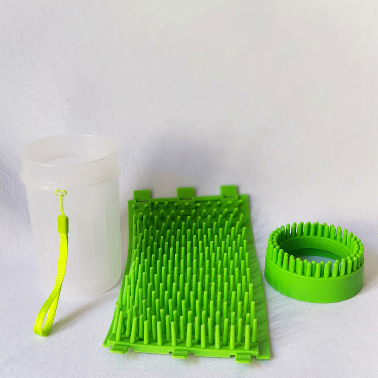 HKM-3306685 Pet Shower Brush - Medium and Large Sizes, Durable PP+TPR Material, Ideal for Bathing Pets