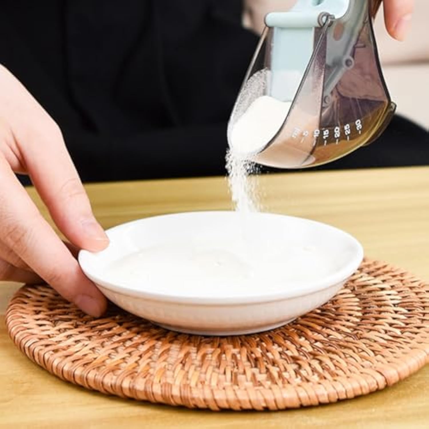 HKM-3312061 Pet Food Measuring Spoon and Scale - Stainless Steel Lightweight Scoop for Precise Portion Control
