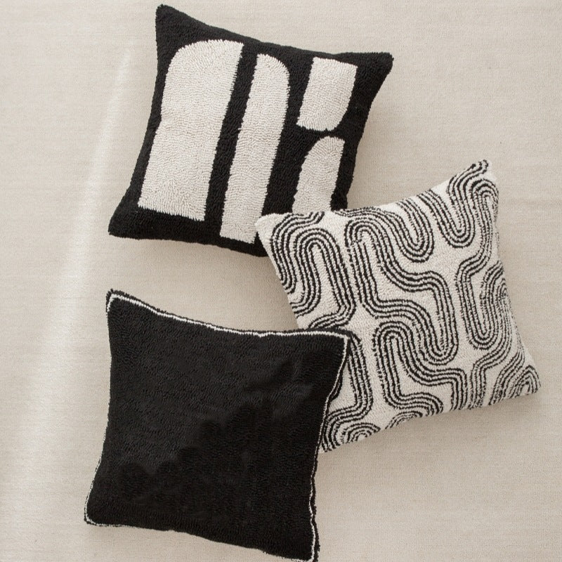 HKM-331219 Modern Black and White Geometric Tufted Embroidered Pillowcase, 50x50 cm
