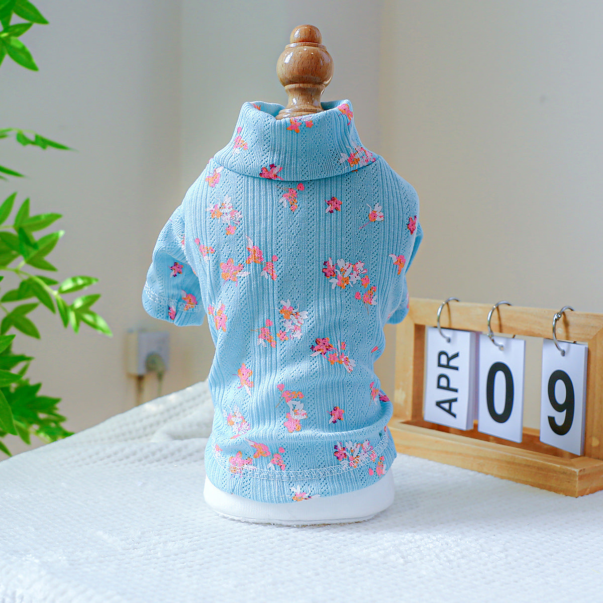 HKM-3353661 Cozy Fall and Winter Dog Clothing - Cute Tops and Undershirts in Various Colors and Styles