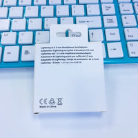 HKM-338067 Lightning to 3.5mm Audio Adapter Compatible with iPhone 7, 7 Plus, 6, 6 Plus - Low Loss Transmission
