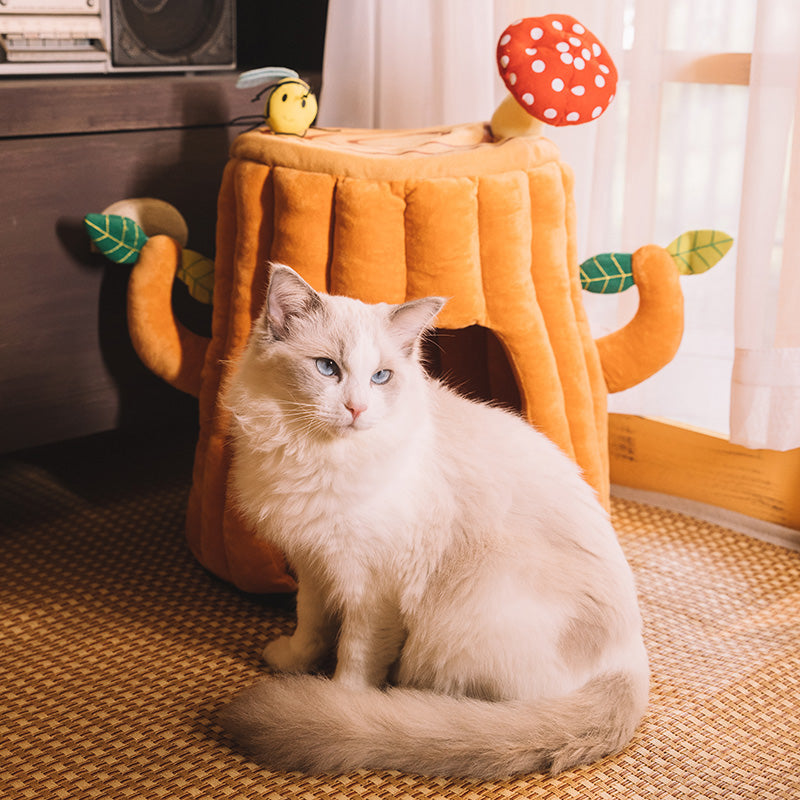HKM-3391677 Cozy Semi-enclosed Cat House with Warm Sleeping Bag for Autumn and Winter - Tree Stump Design, 40CM High
