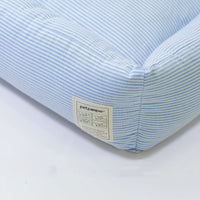 HKM-3401405 Foldable Cat Nest with Striped Lining - Cozy Cloth Bed for Cats