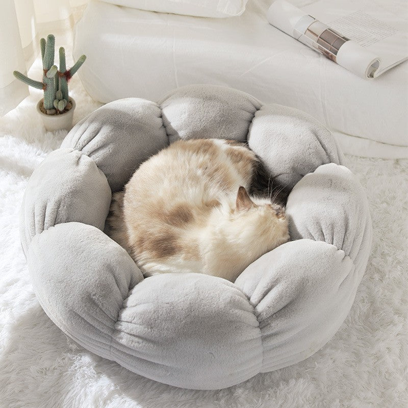 HKM-3424445 Plush Round Flower-Shaped Doghouse in Light Pink, Light Green, and Gray - Soft Cloth Pet Nest