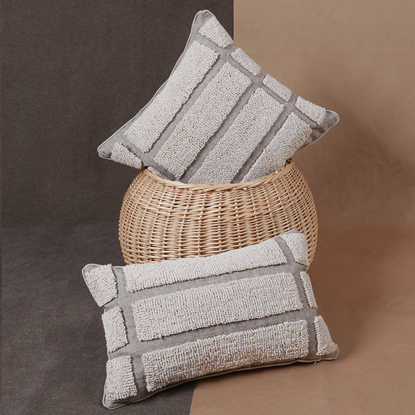 HKM-343507 Geometric Circle Tufted Pillow Cover in Cotton-Linen Blend, 45x45cm