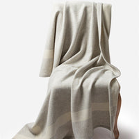 HKM-346067 Elegant White Wool Blanket - Cozy for Sofa, Nap, Office, and Air Conditioning Use (130x180cm)