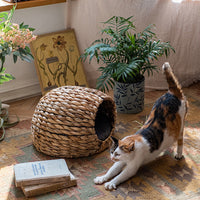 HKM-3461181 Natural Handmade Straw Cat Nest - Breathable, Rustic Design, Water Hyacinth Material