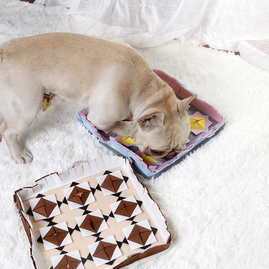 HKM-346387 Dog Sniffing Mat in Skin and Gray Non-Woven Fabric, 33x33x4 cm