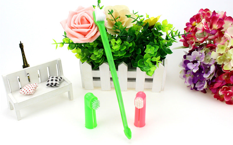 HKM-3574589 Three-Piece Pet Toothbrush Set with Dual-Head Brush and Finger Brushes