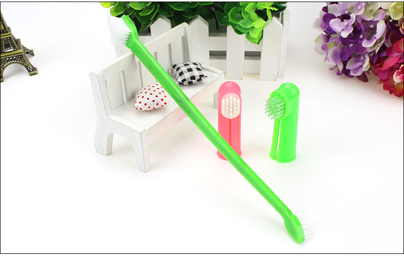HKM-3574589 Three-Piece Pet Toothbrush Set with Dual-Head Brush and Finger Brushes