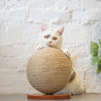 HKM-3603005 Eco-Friendly Hemp Rope Cat Toy - Assorted Ball Sizes in Brown and White