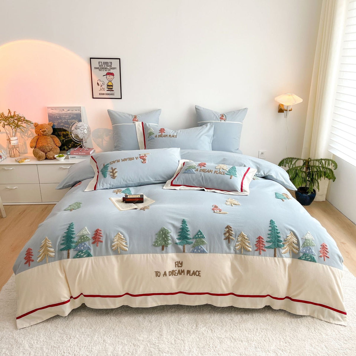 HKM-361235 Cotton Bedding Set with Geometric and Floral Patterns - Four-Piece Embroidered Collection