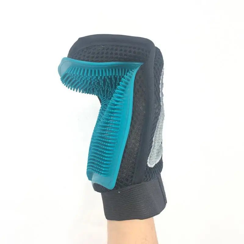 HKM-3649597 Soft Silicone Horse Massage & Bathing Gloves for Easy Dehairing and Grooming