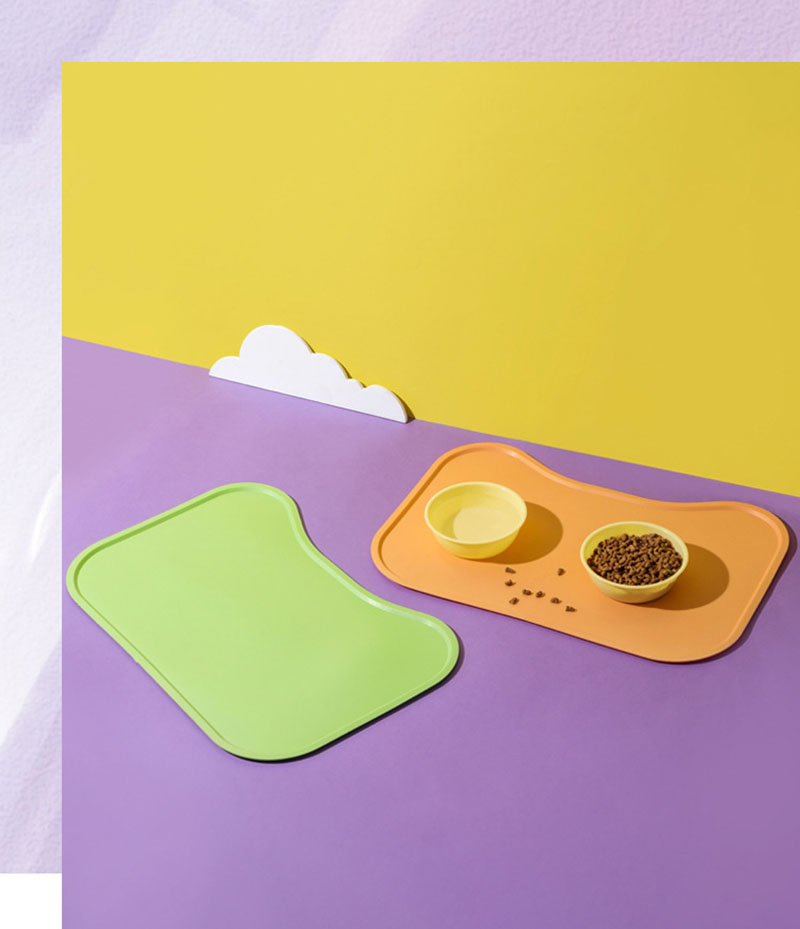 HKM-3655613 Waterproof Silicone Pet Placemat for Dogs and Cats - Easy to Clean Anti-Overflow Design, Available in Green, Pink, Yellow