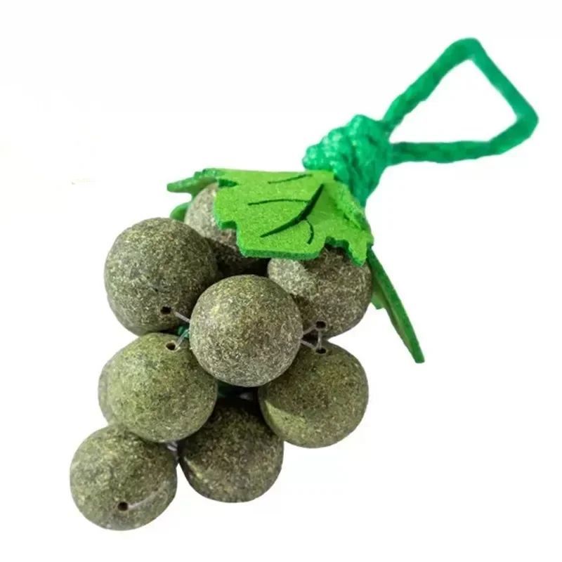 HKM-3706429 Catnip Mint Ball Grape Skewers - Teething & Bite Resistant Fruit Toys for Cats, 2cm Diameter Balls