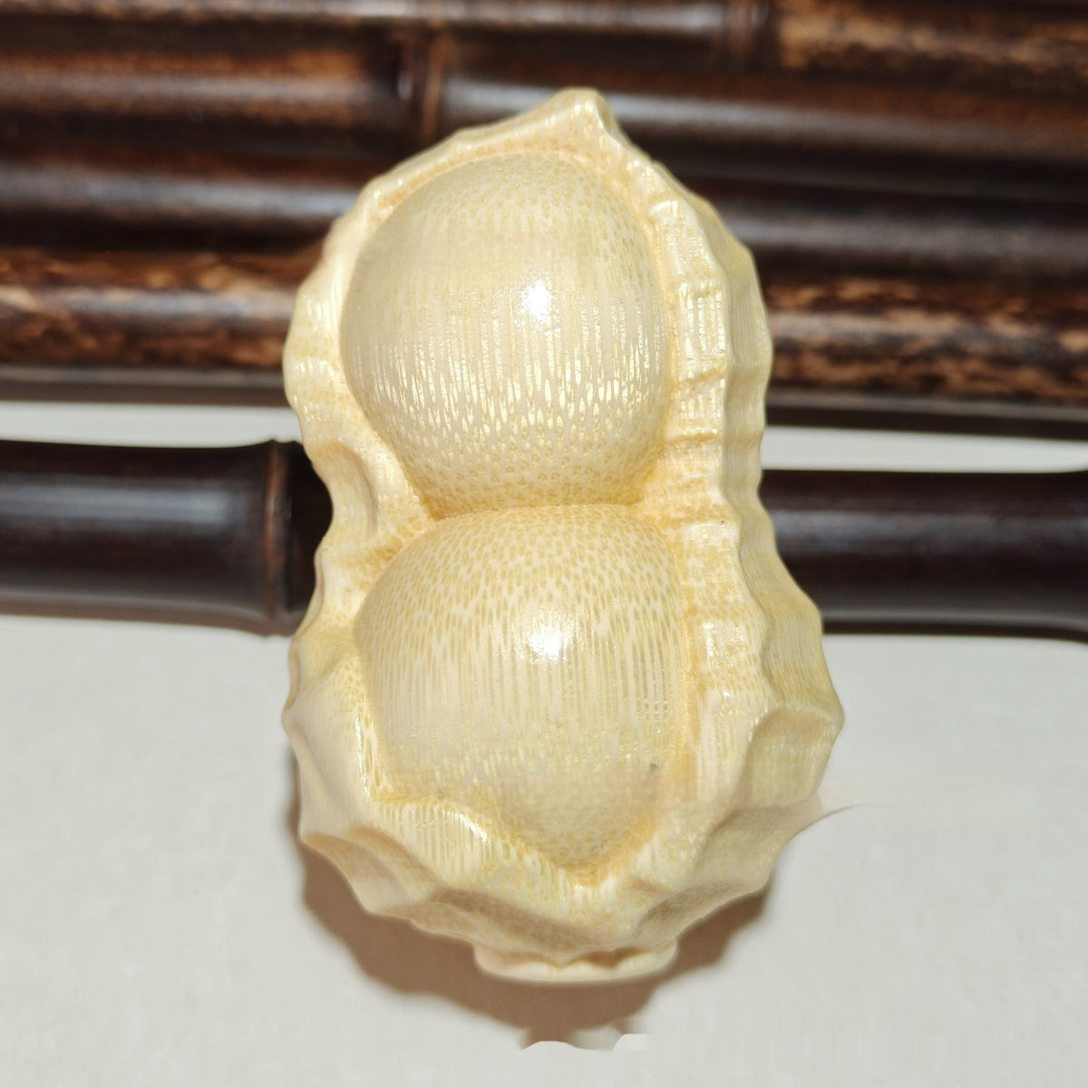 HKM-371539 Natural Bamboo Carving Peanut Ornament for Home Decor and Gifts
