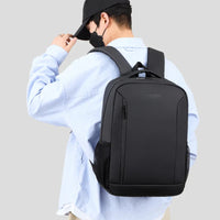 HKM-376275 Durable 15.6 Inch Business Laptop Backpack for Men with Custom Design